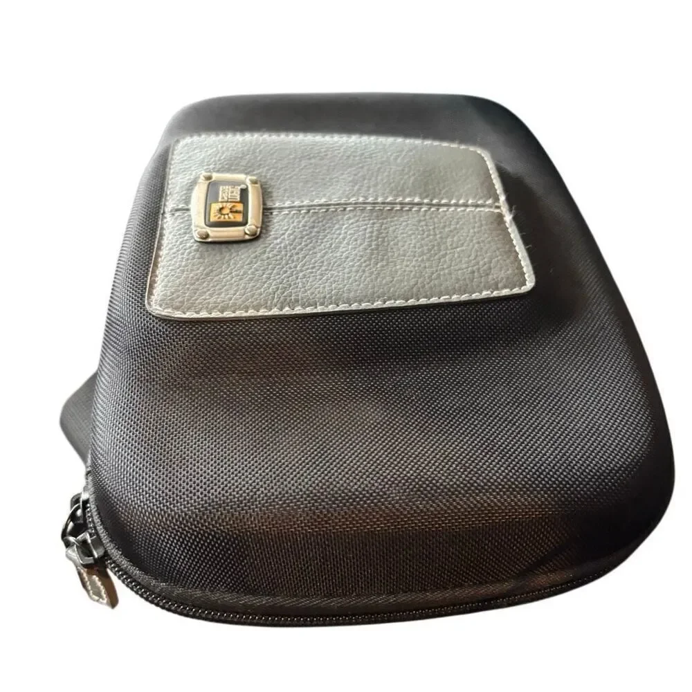 Case Logic Hard Shell Digital Camera Case - Picture 4 of 8